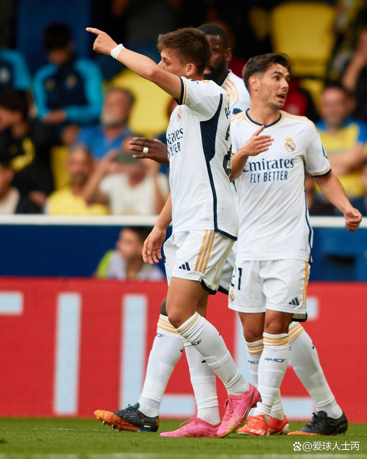 本赛季阿森纳对曼城两回合