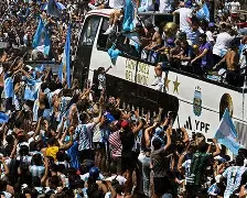 阿根廷队连续赢得两场比赛结果